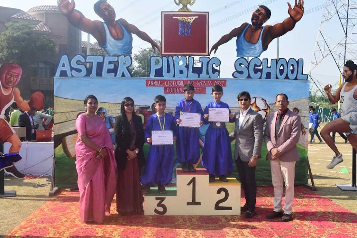 वार्षिक खेलोत्सव में बच्चों ने दी मनमोहक प्रस्तुति, प्रतिभावान बच्चे हुए पुरस्कृत